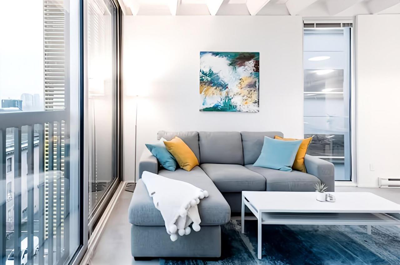 Modern, Bright & Central 1-Bed Downtown Apt Close To Rogers Arena Vancouver Luaran gambar